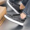 WTEMPO Značka Menšina Nekonfliktní Korejská Neformální Sportovní obuv Prodyšný trend Nízká pánská desková obuv Studenti mohou nosit ploché malé bílé boty