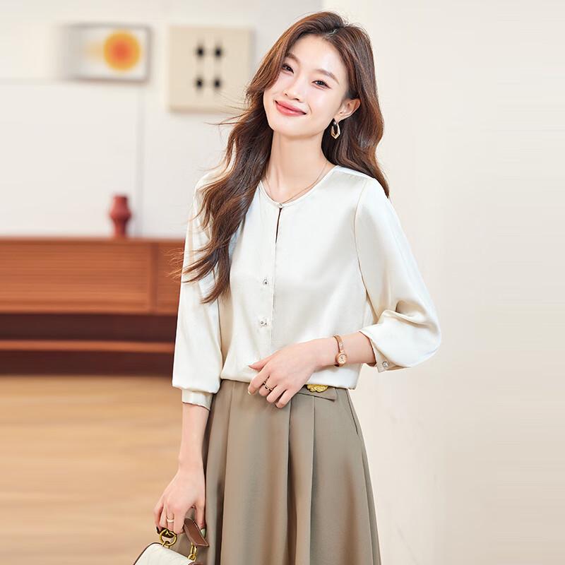 Women's Round Neck Long Sleeve Commuter Blouse