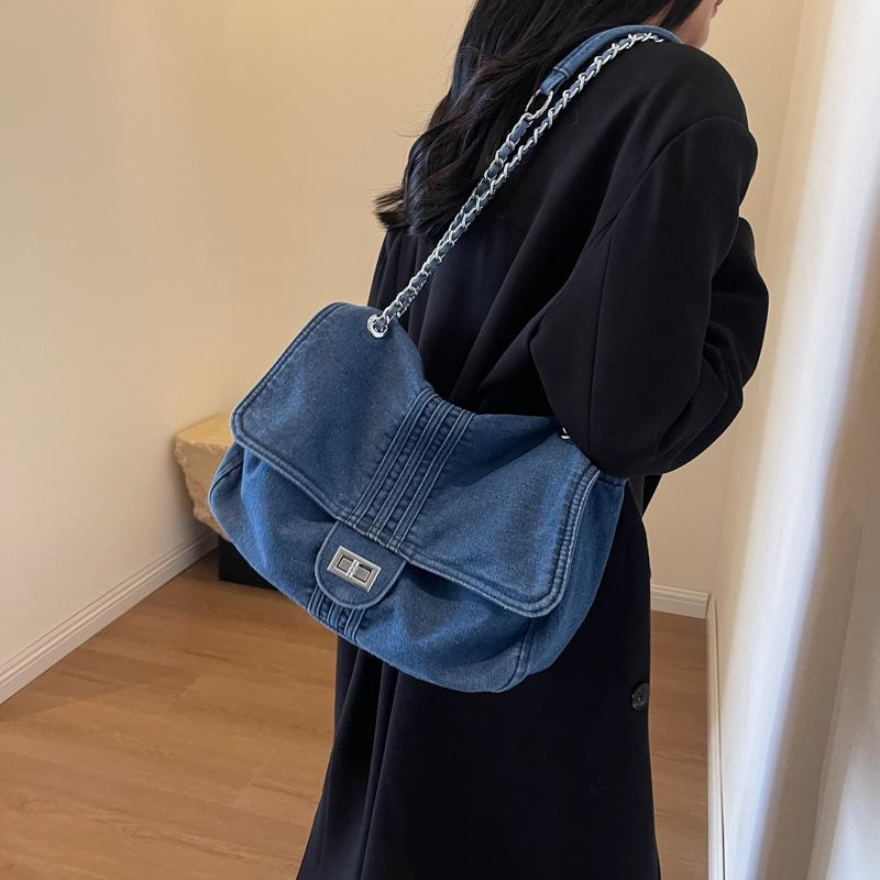Retro Casual Denim Bag Women's 2025 Summer New Large-capacity Tote Bag Chain High-end Shoulder Messenger Bag