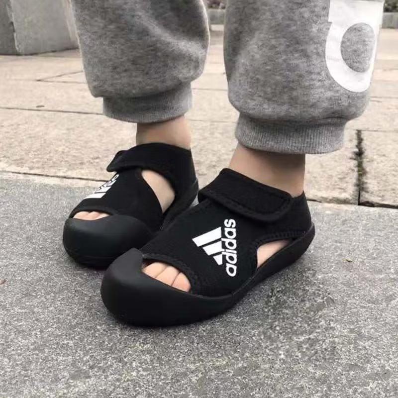 Adidas Altaventure Slip Resistant Abrasion Resistant Children's Sandals Black Children Aged 3 7 Years Old D97902