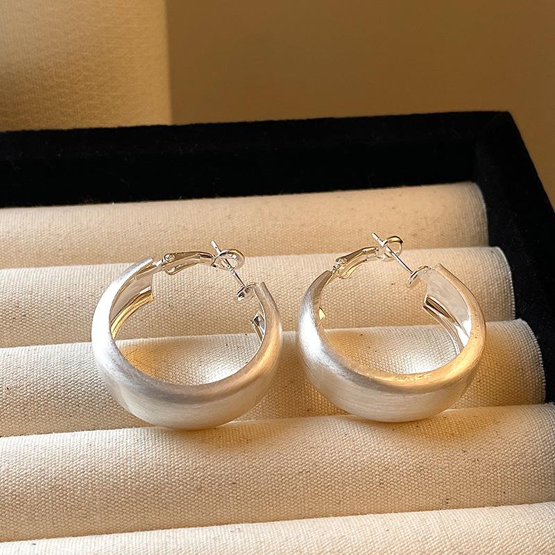 Korean Gold Color Matte Brushed Hoop Earring for Woman Vintage Metal Geometric Circle Round Earrings C-shape Jewelry Gift