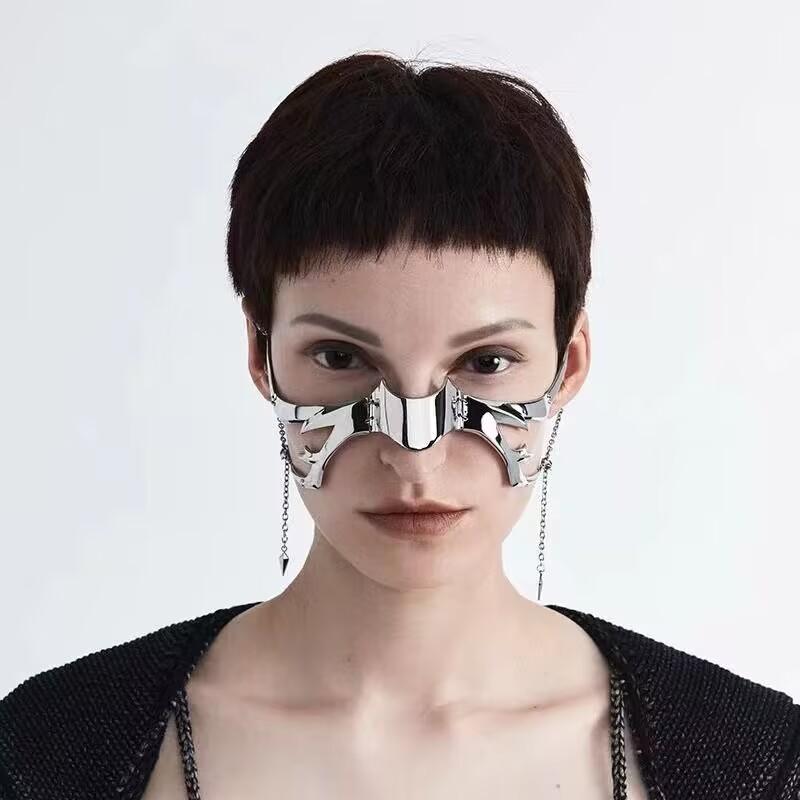 Maschera Metallica Irregolare Punk Meccanica Gotica Alieno Fluido Accessori Viso Per Donne Uomini Gioielli di Halloween