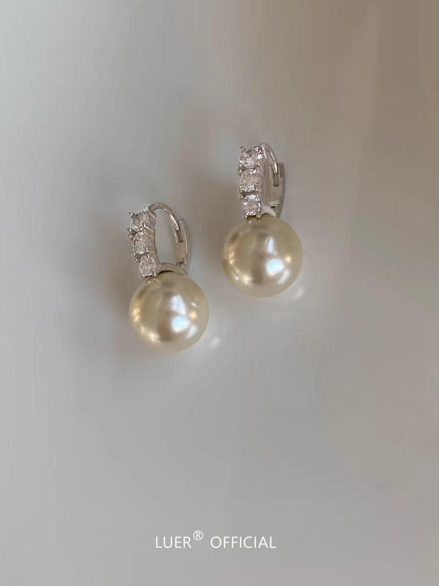 Classic feedback! Austrian high-quality Shijia pearl with diamond ear buckles ins light luxury and high-end stud earrings
