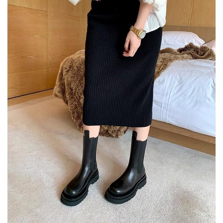 Grape Mother Same 2025 Autumn and Winter Chelsea Medium Boots, Pipe Boots, Short Boots, Women's Round Head Thick-soled Versatile Martin Boots