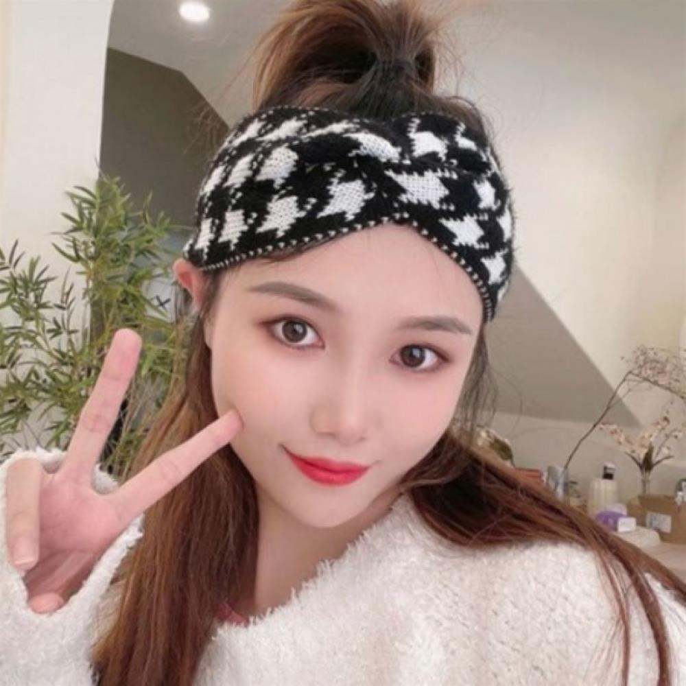 New Arrivals Open Run Women Knit Houndstooth Twist Hairband