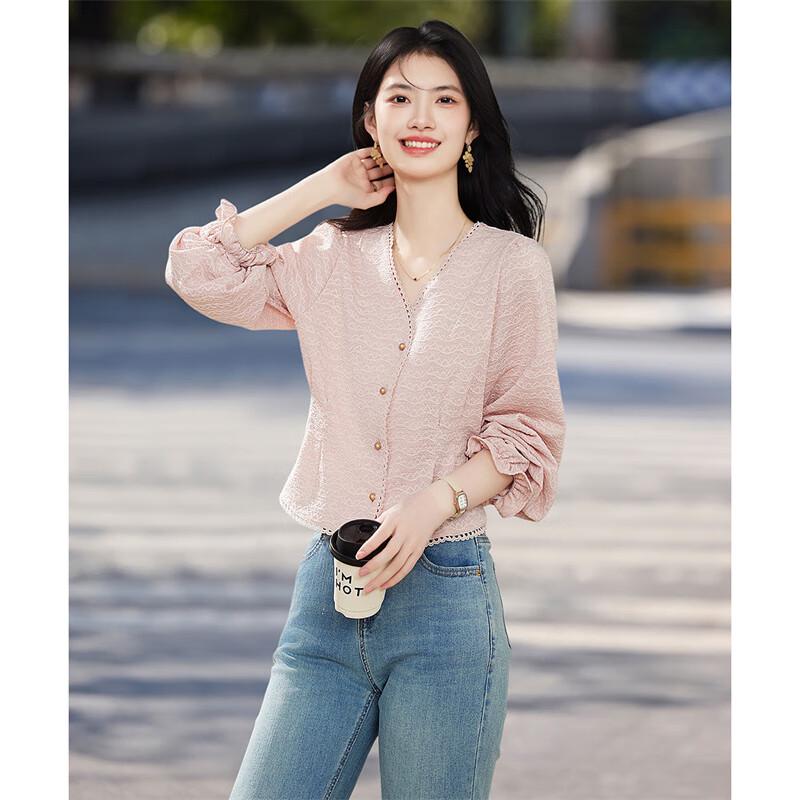 Shangjing Sweet Petite Lace V-Neck Shirt