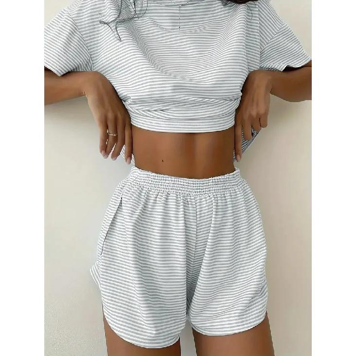 2026 New women's striped pajama set summer short sleeved T-shirt and shorts 2-piece set home wear casual loose round neck pajama