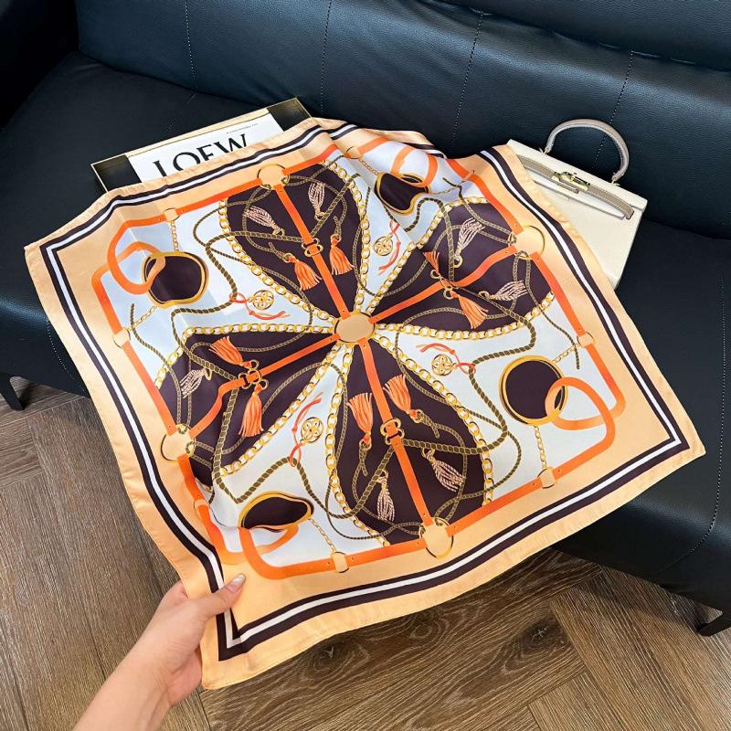New 71 * 71cm Korean version small square scarf women's silk scarf spring and summer thin sunscreen scarf neck protection tied bag headband scarf