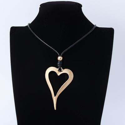 Necklace Retro Love Fashion Simple Versatile Sweater Chain Women'S Long Necklace