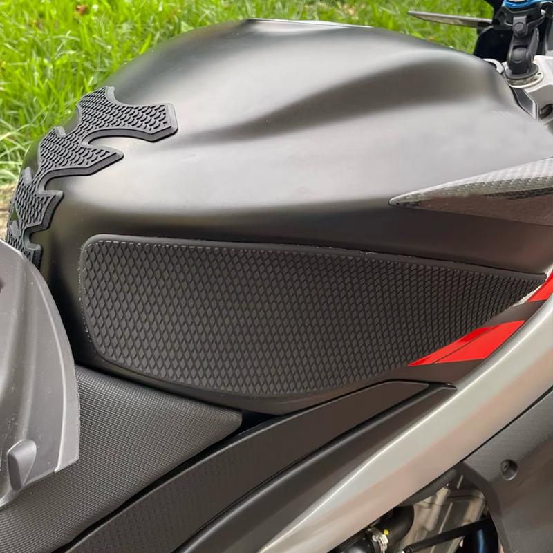 RS660 Tank Pads Protector For Aprilia Tuono RS 660 2021 2022 2023 2024 Motorcycle Accessories Side Fuel Traction Stickers Decal