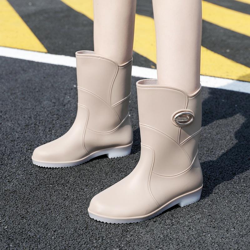 Water shoes medium tube women's outer wear adult rain shoes rain boots warm rubber shoes kitchen non-slip waterproof shoes women's fashion