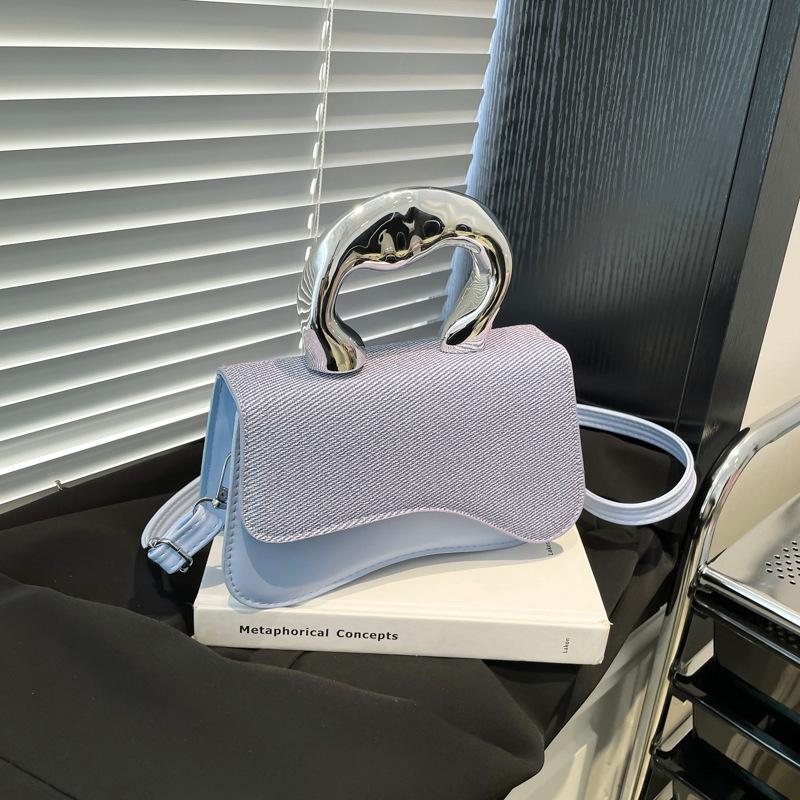 Niche design handbag bag women's high-end commuter bag shoulder messenger bag simple versatile bag