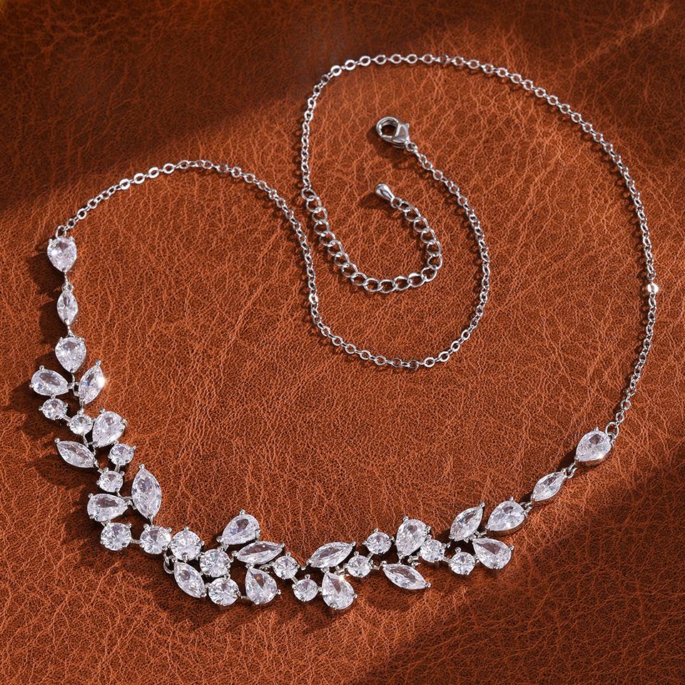 ZAKOL Exquisite Fashion Leaf Shape Micro-set Zircon Pendant Necklace For Women Simple Temperament Bridal Wedding Party Jewelry