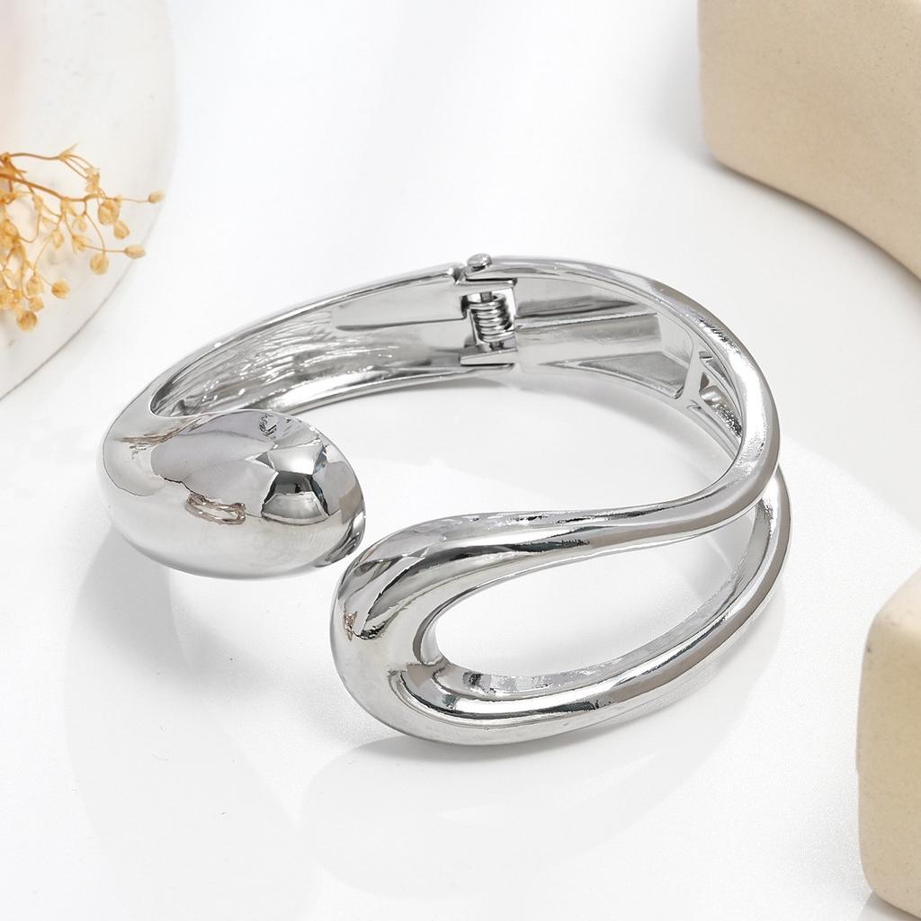 Bracelet INS Minimalist Irregular Wave Jewelry Metal Glossy Bracelet Ladies Jewelry