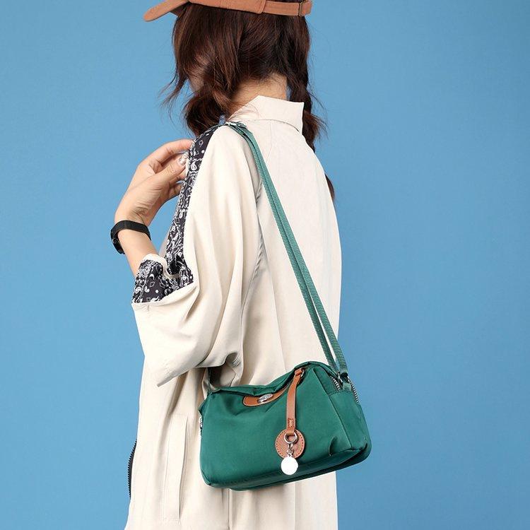 New Fashionable Versatile Bag Messenger Bag Women's Simple Shoulder Bag High-end Casual Lightweight Bag Trendy