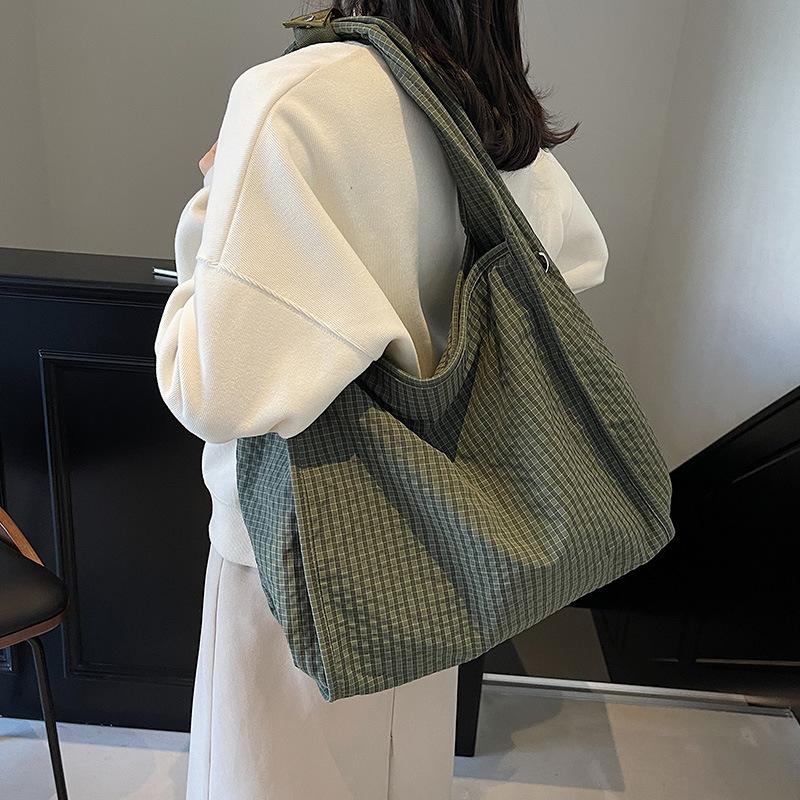 Niszowe Torby Płócienne Duża Pojemność Modne Swobodny i Leniwy Styl Jednoramienna Crossbody Torba Tote