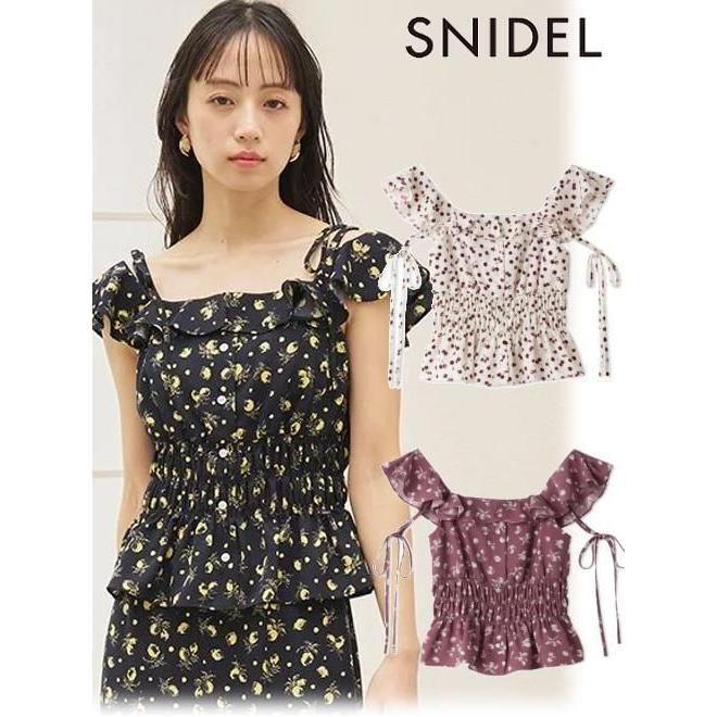 (10% OFF & 300 yen OFF for a limited time) snidel / Snidel Sus fruit print ruched blouse 26 Spring/Summer. SWFB262085