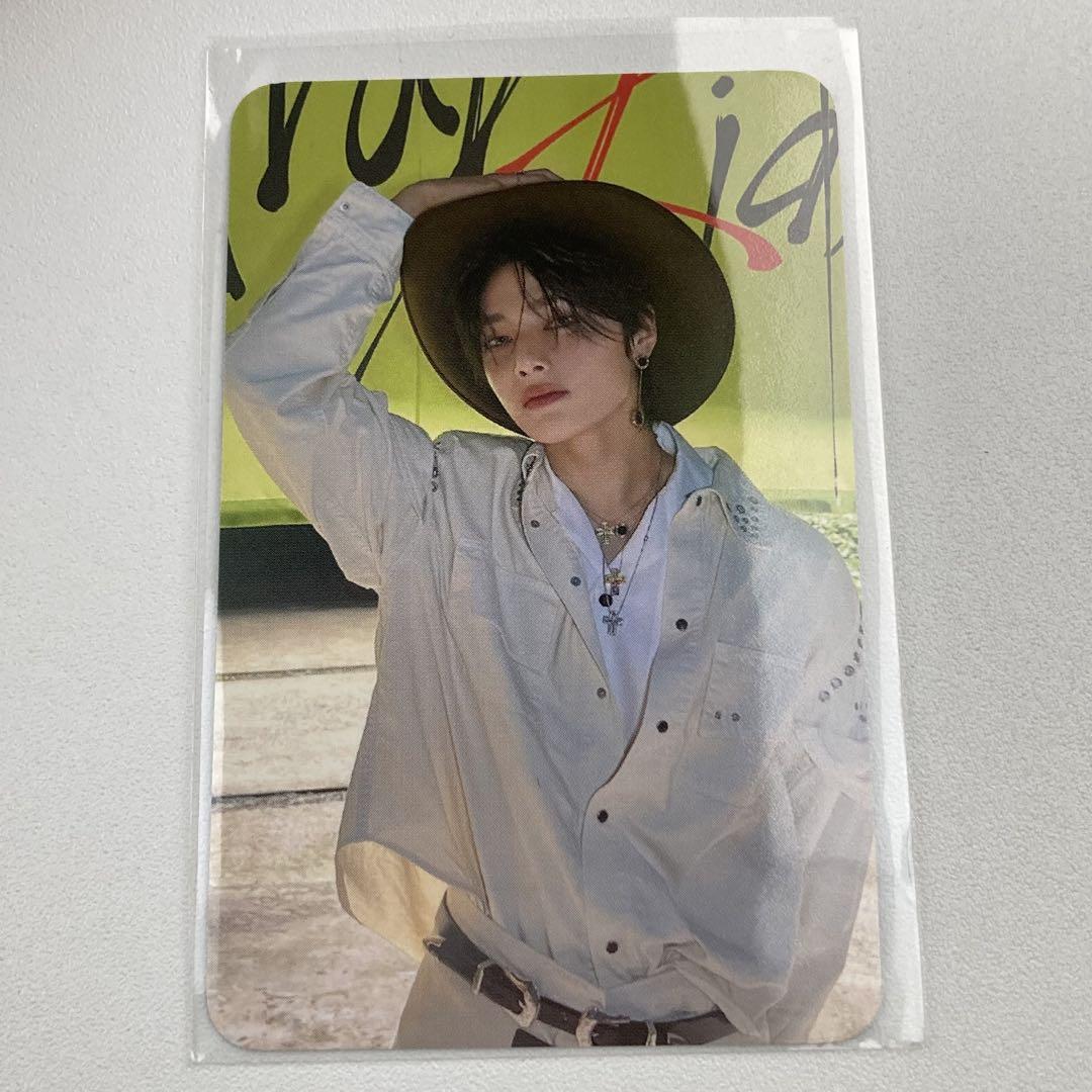 

[USED] stray kids KARMA Pop-Up Venue Exclusive QR Trading Cards AIN