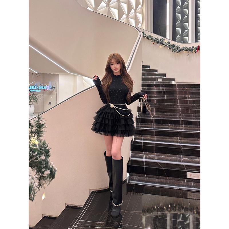 Spring French-Style Black Birthday Dress: Elegant Backless Design with Rhinestone Waist Medium