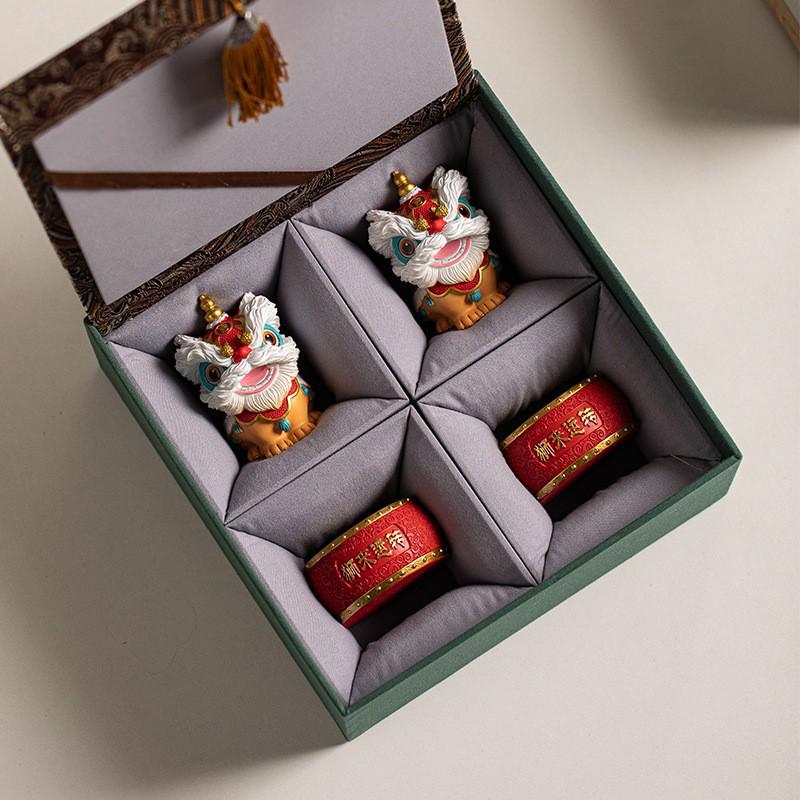 Creative Foshan Wusheng Lion Cultural Gift Set - Elegant Handicraft for Leaders, Clients, and Friends' Birthdays