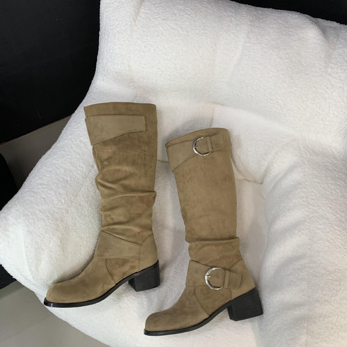 

Retro round head matte leather thick heel belt buckle stacking boots but knee 2025 autumn and winter new long knight boots 39 хаки