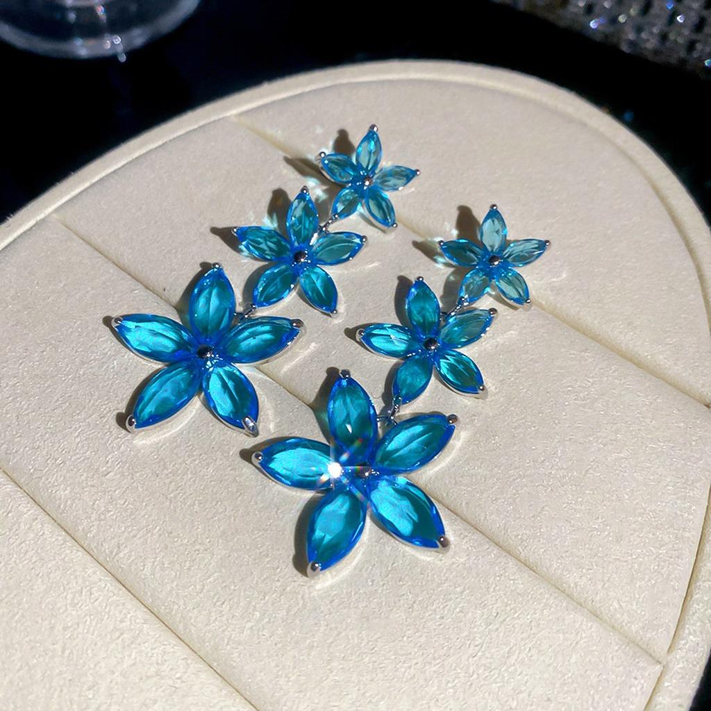 

Floral Drop Earrings Elegant Zircon Inlaid Earrings Crystal Flower Earrings Delicate For Parties Gift For Women Daily Commuting 6.5x3 cm синий