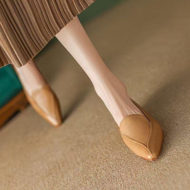 

Soft leather French pointed single shoes light mouth thick heel low heel soft sole temperament soft leather retro small leather shoes 35 абрикосовый