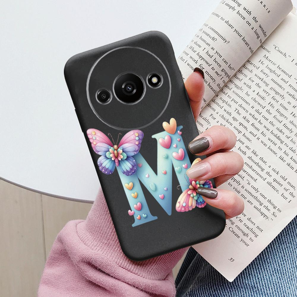 Handyhülle für Xiaomi Redmi A3 4G A3x Rosa Buchstabe Blume Schmetterling Stoßfest Weiches Silikon Cover Kameraschutz TPU Fundas