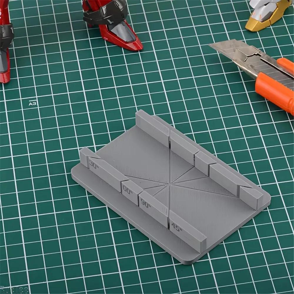 1 Stück Modellschneidehilfe - Präzises 3D-Druck Multi-Winkel-Schneiden (30°, 45°, 60°, 90°) für Heimwerkerprojekte Werkzeugbefestigung