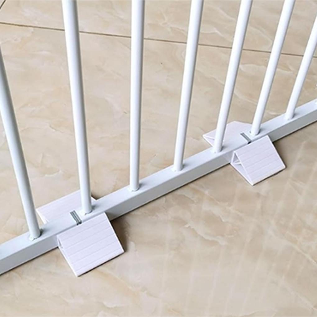 Animal barrier doors, floor brackets, support for doors, with certain restance, suitable for living rooms, area