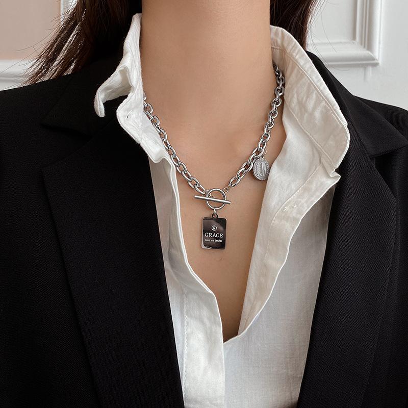 Hip Hop Thick Chain Necklace Female Tide Cold Wind Simple Versatile Collarbone Chain Male Not Cool