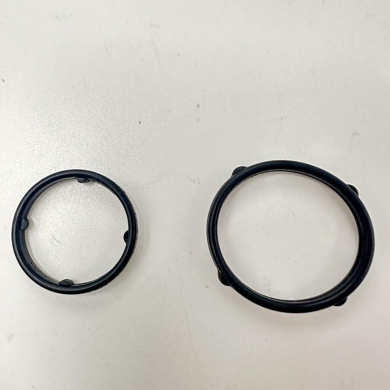 2Pcs 213552E021 213562E021 For Hyundai for KIA Oil pump seal ring