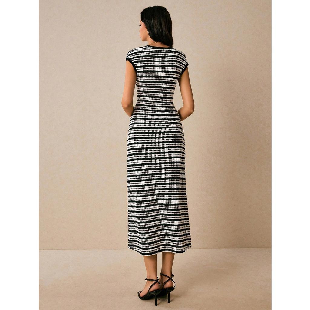 Women's Long Dress, Fashionable Casual, Color Blocked, Striped Dress, Waist Cinched, Round Neck, Short Sleeved, Long