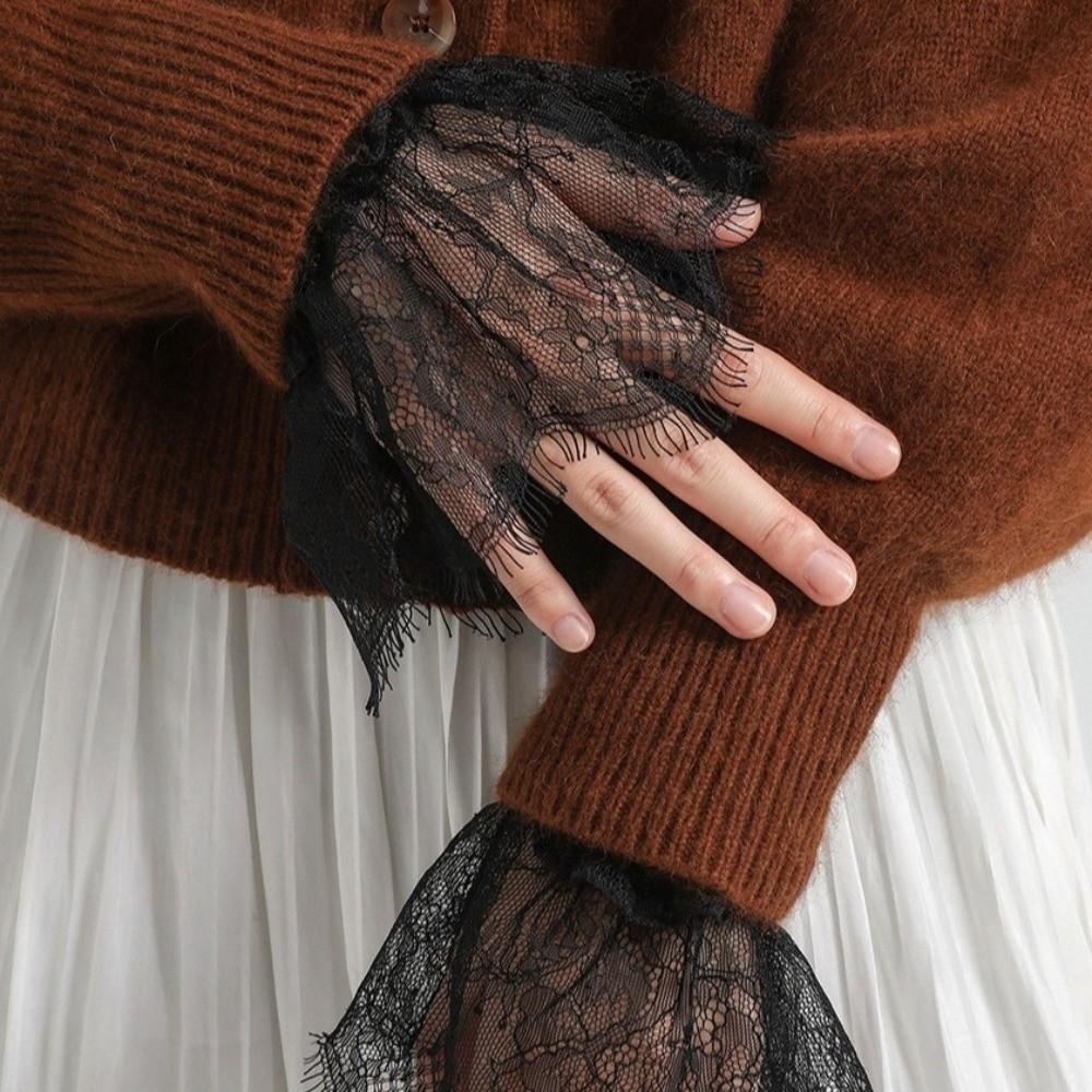 Adjustable Lace Floral Cuffs Pleated Design Wrist Accessories  Special Occasions