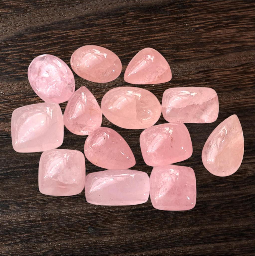 Naturalny Kwarc Różowy Luźny Kamień Szlachetny Partia, Kamień Szlachetny Kaboszon, Kamień Kwarc Różowy, Luźny Mix Kształtów i Wszystkich Rozmiarów Kamień Szlachetny do Wyrobu Biżuterii.