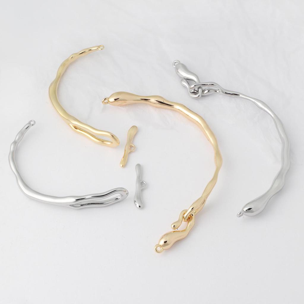 18K Gold & White Gold Pearl Bracelet with Irregular Branch and Bent Tube Design