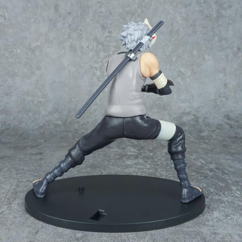18CM Anime Naruto Shippuuden Hatake Kakashi Mask Kunai Dress Up Model Toy Gift Collection Action Figure For Kids PVC