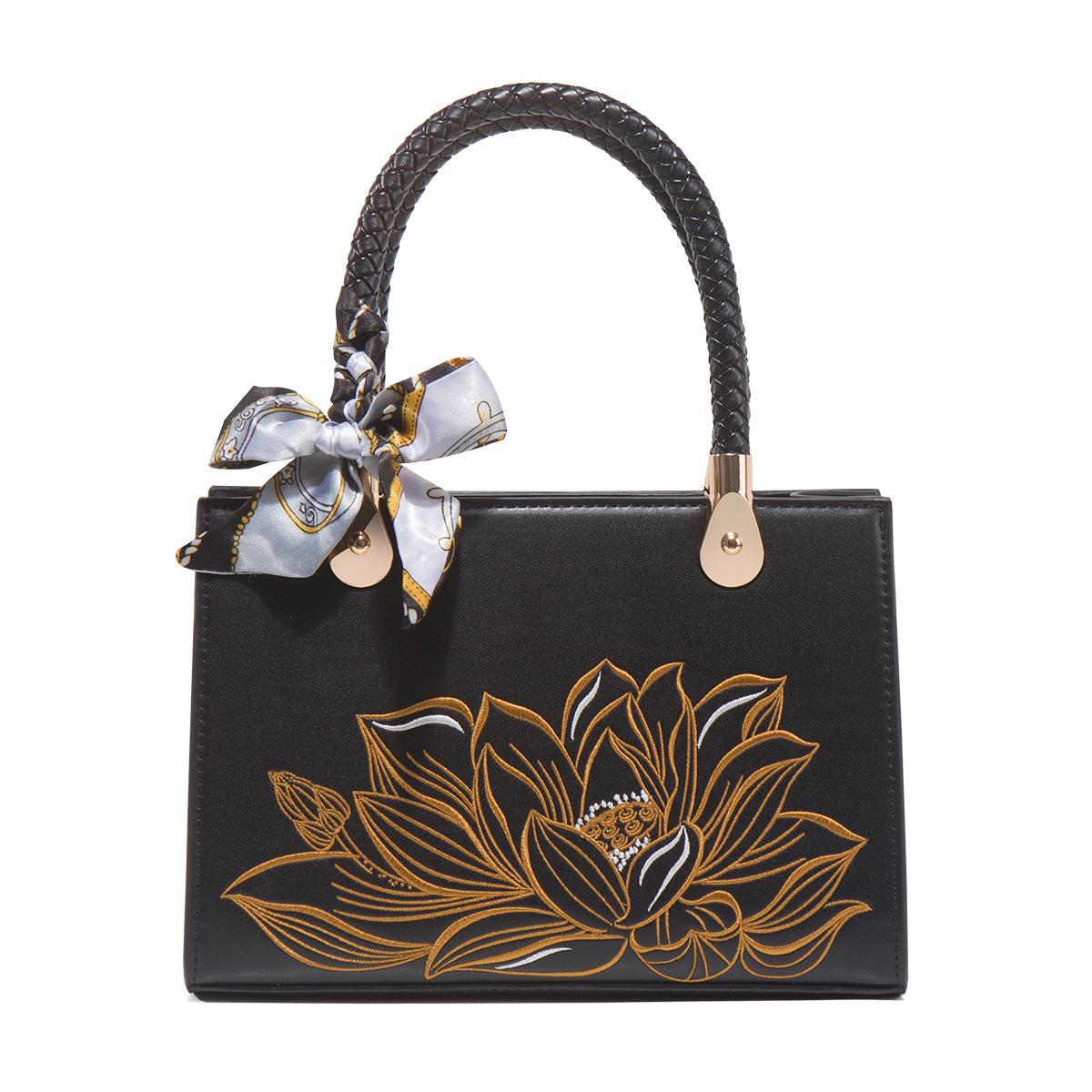 

New Chinese Mother S Day Send Mom Wedding Bag Bridal Bag High-End Atmospheric Embroidery Medium And Niche Women S Bag
