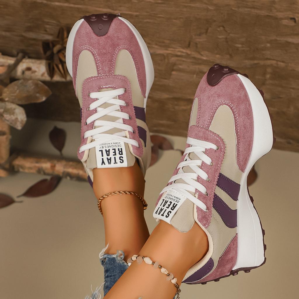 Fashion Designer Women Sneakers Lightweight Soft Running Sneakers Women Thick Bottom Casual Fashionable Sport Shoes Zapatos De Mujer