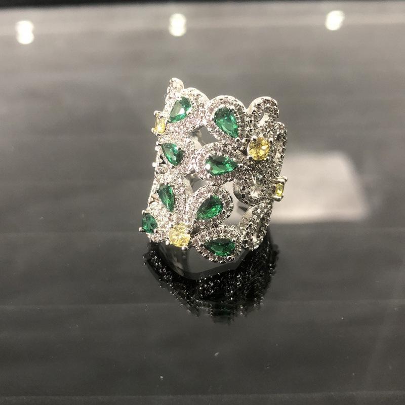 Trendy High-End Zircon Openwork Ring: Unique, Stylish Design for Women