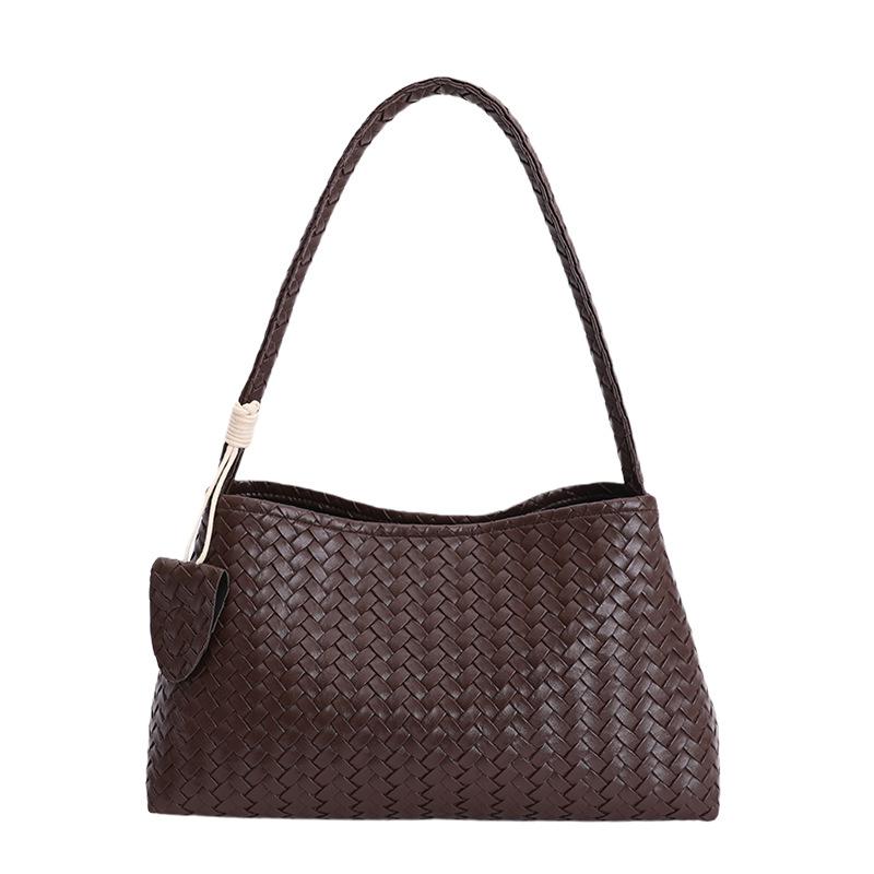 Niche design woven dumpling bag women's new seasonal simple texture foreign personality trendy shoulder bag