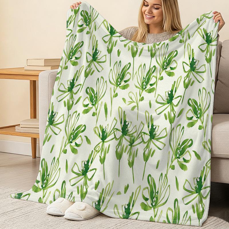 Flannel Blanket – Soft Hemmed Throw, Floral Design, Skin-Friendly Sofa Cover, Ideal for Halloween & Christmas, Warm Home Decor To Add Cozy Vibes