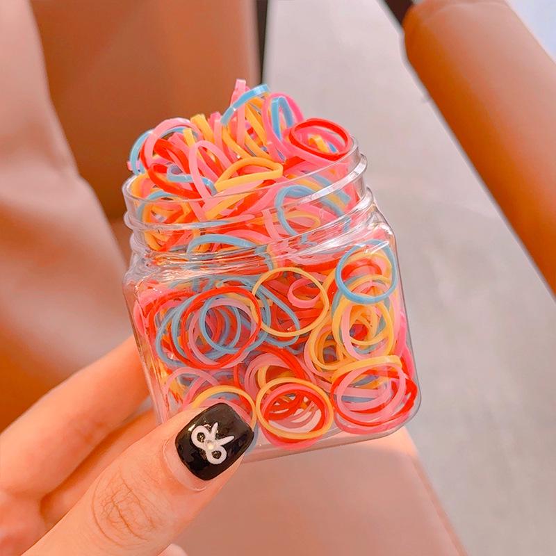Jarred Rubber Hair Bands: No-Damage, Strong, and Unbreakable Hair Ties
