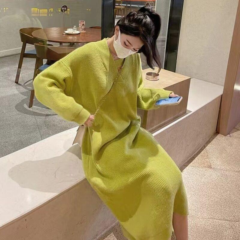 Green long-sleeved knitted dress women's autumn and winter loose straight long sweater skirt with base and temperament long dress