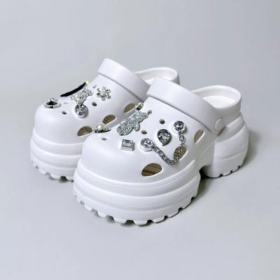 10CM Nieuwe Sandalen DIY Schattige Cartoon Klompen Dames Slippers Zomer Strand Sandalen 10CM Tuinschoenen Schoenen voor Studenten Schoenen voor Meisjes