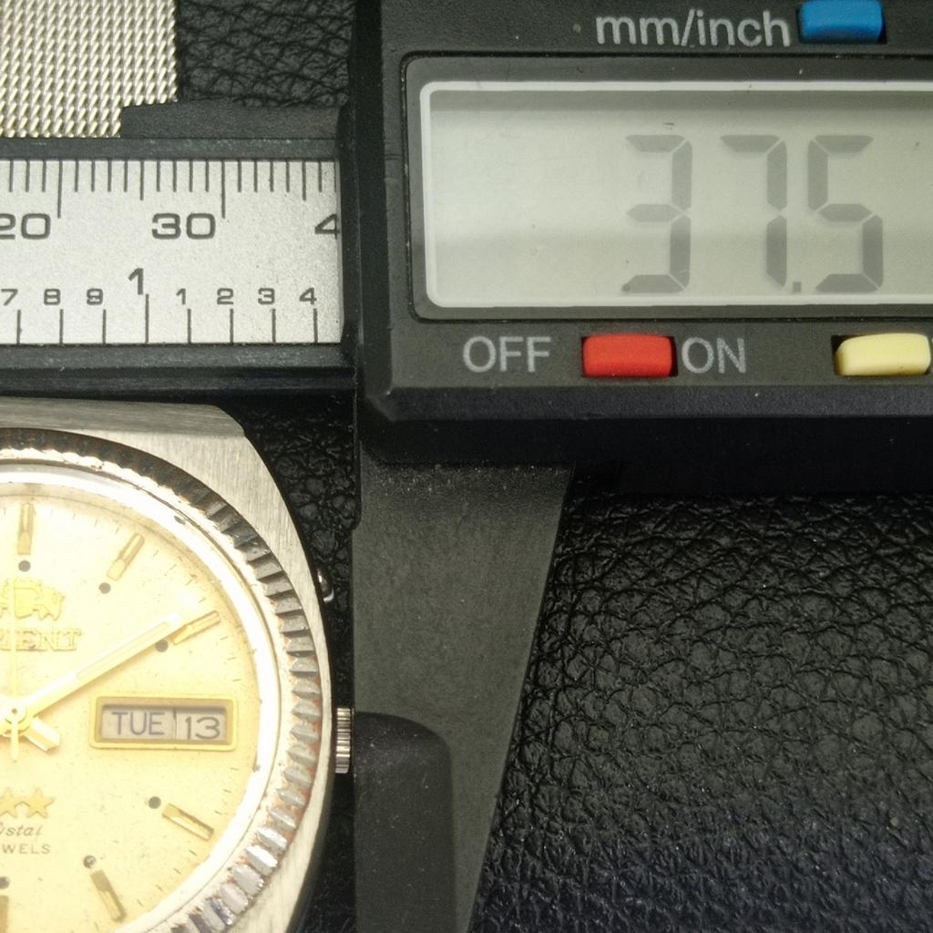 AUTOMATIC VINTAGE ORIENT CRYSTAL 46941 JAPAN MENS ORIGINAL DIAL WATCH a703462-1