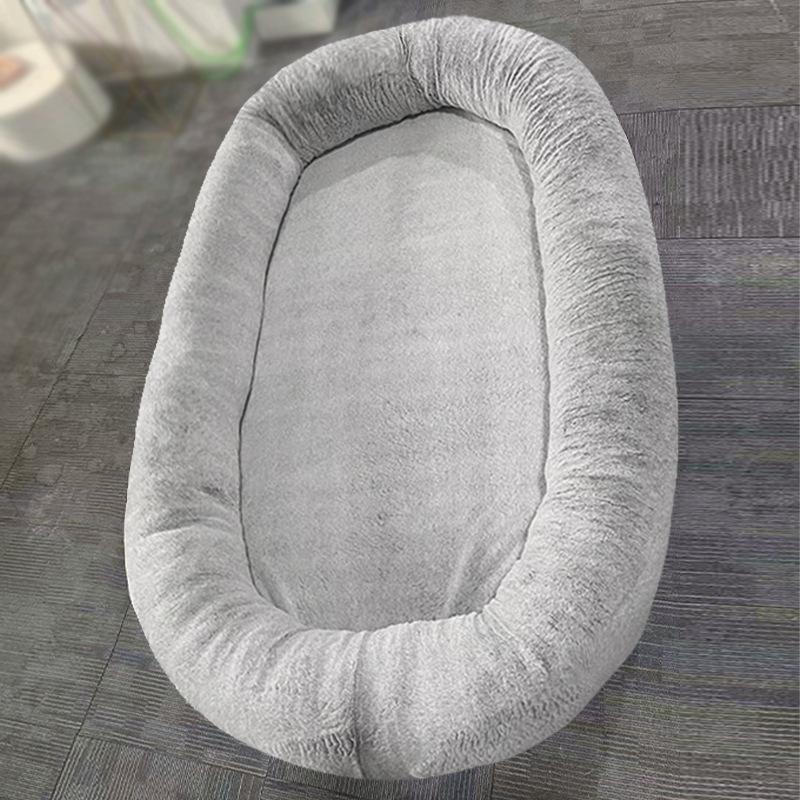 

Большая человеческая короткая плюшевая кровать для собак, кровать для взрослых собак, съемная и моющаяся кровать для домашних животных 5XL: (165 * 100 * 25CM)