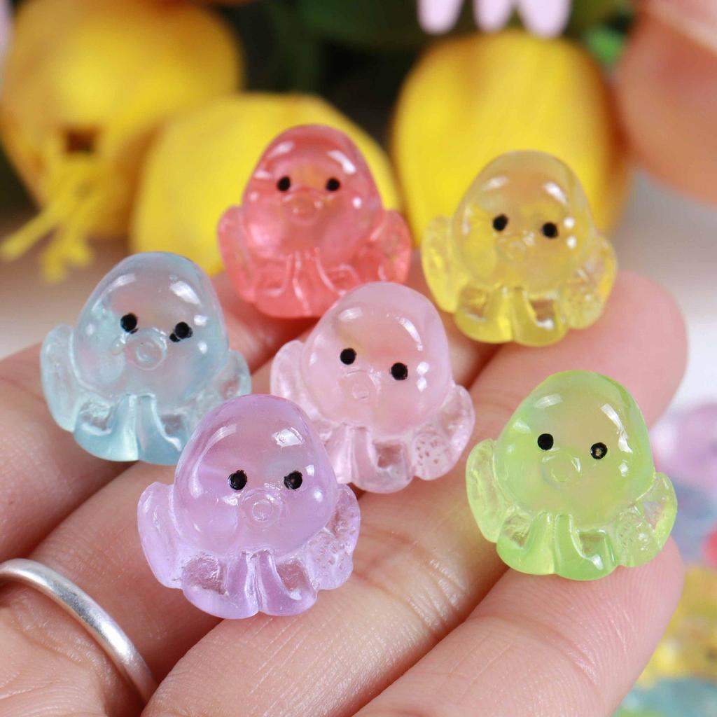 Resin Mini Luminous Animal Figurines - DIY Cartoon Toys for Micro Landscapes, Ideal Children's Gift