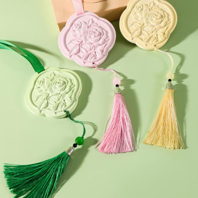 Rose-Scented Hanging Gypsum Stone Diffuser for Fresh Air & Deodorizing 50g