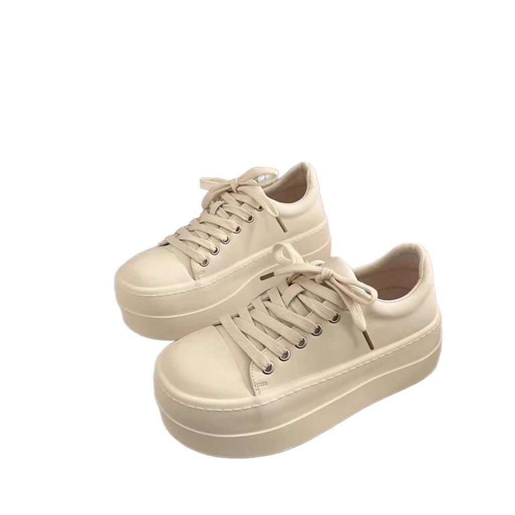 Korean version 2025 new fashion commuter retro high-value platform white shoes versatile light casual sports shoes